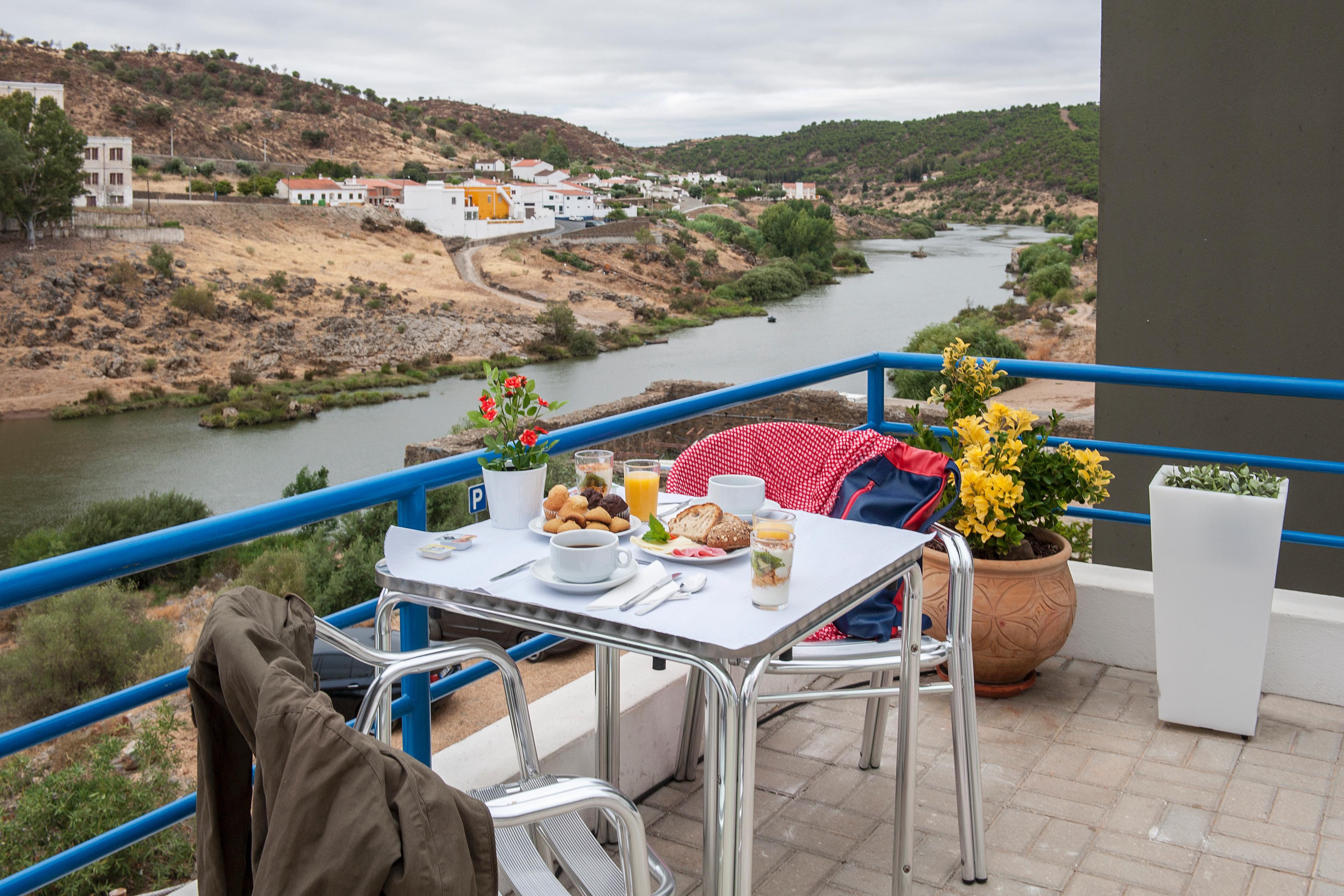 Hotel Beira Rio à Mértola Extérieur photo
