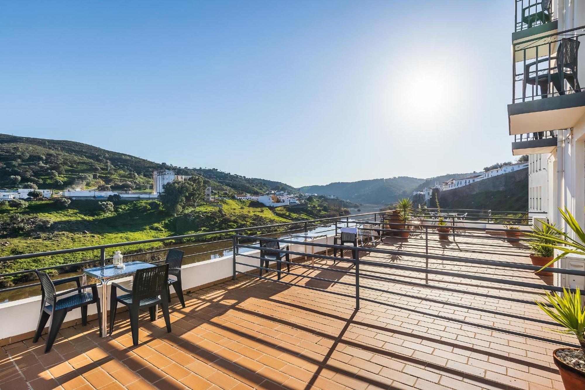 Hotel Beira Rio à Mértola Extérieur photo
